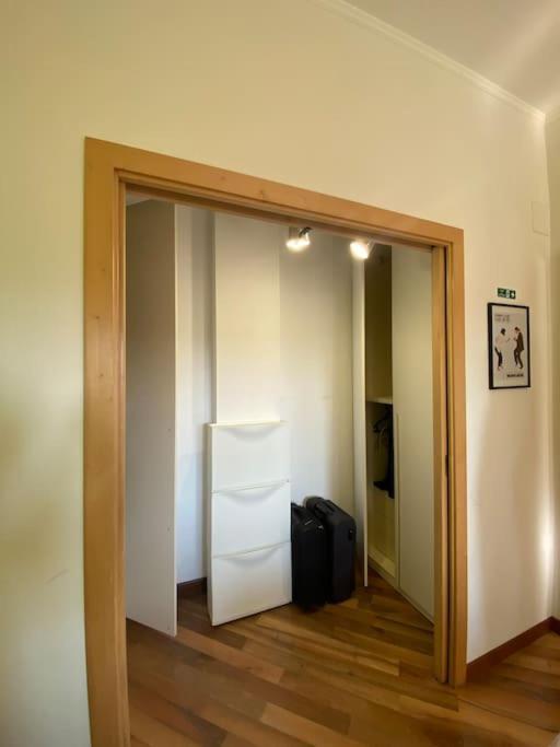 Apartment Home: Coli'n Cozy Rom